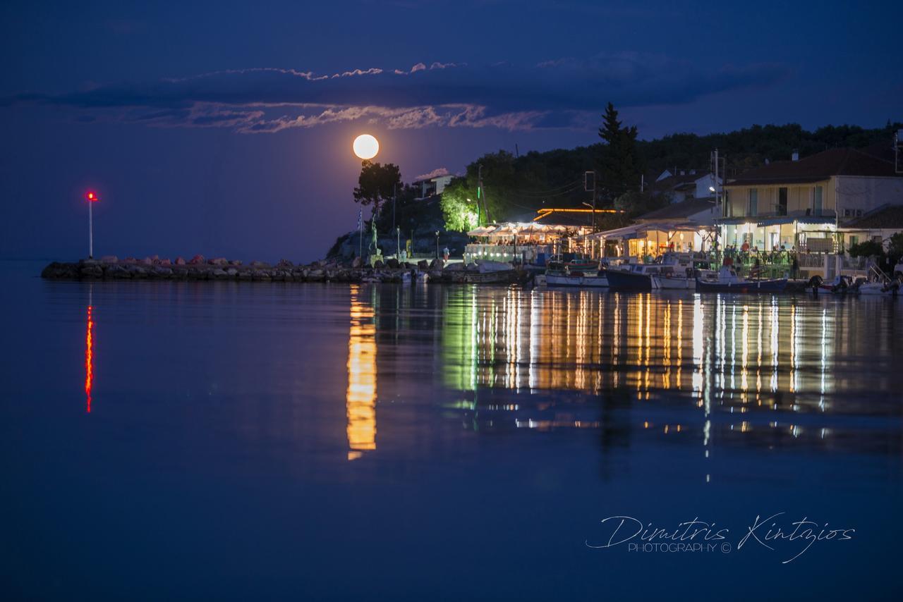 Paxos Fairytales Lovenest 2 Гайос Екстериор снимка