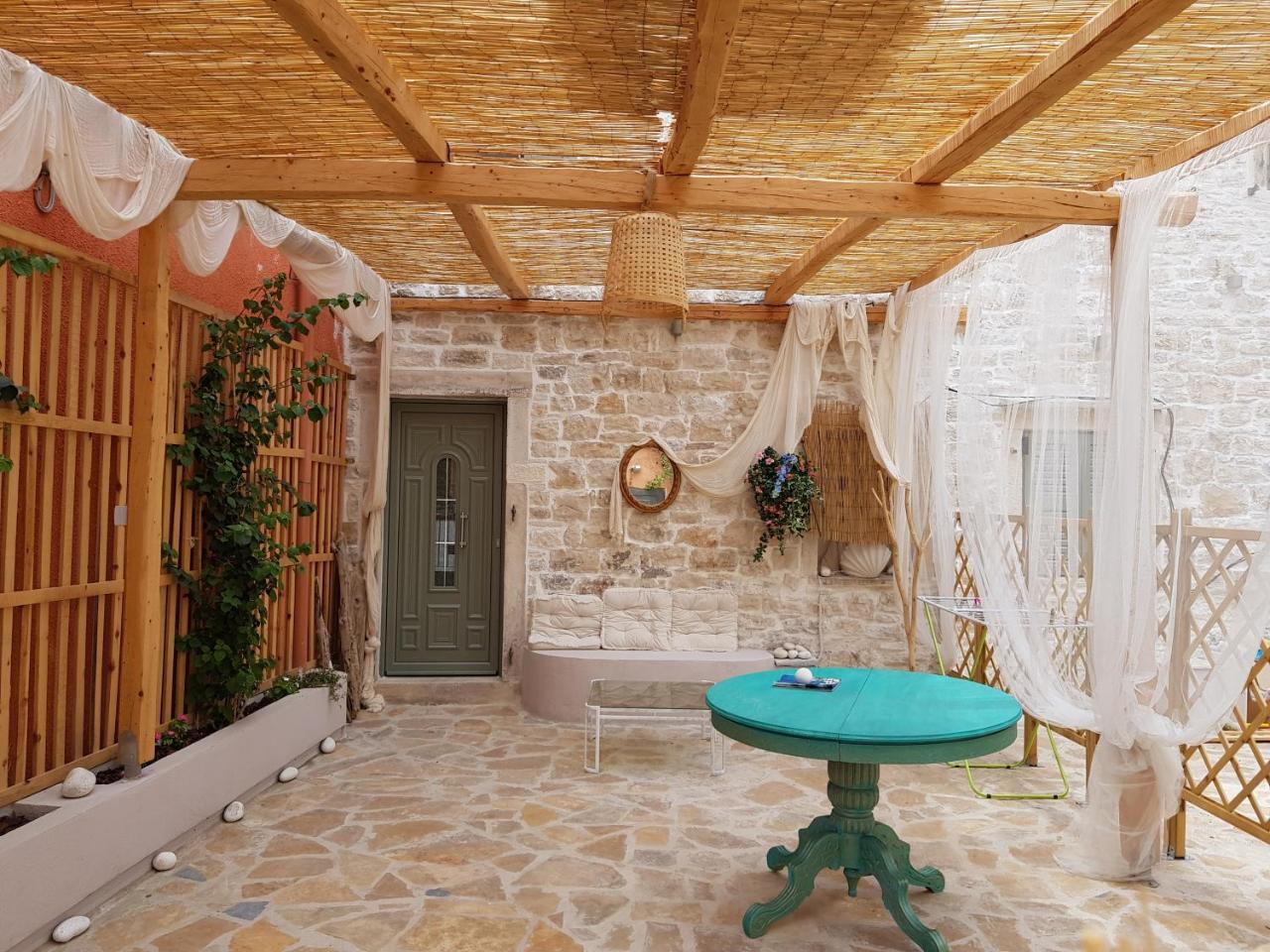 Paxos Fairytales Lovenest 2 Гайос Екстериор снимка